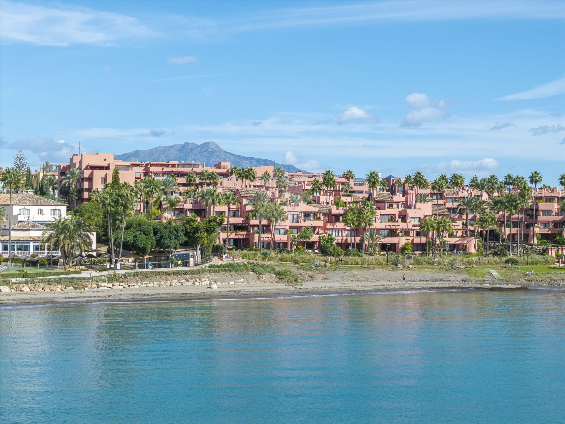 Apartment in Cabo Bermejo, Estepona