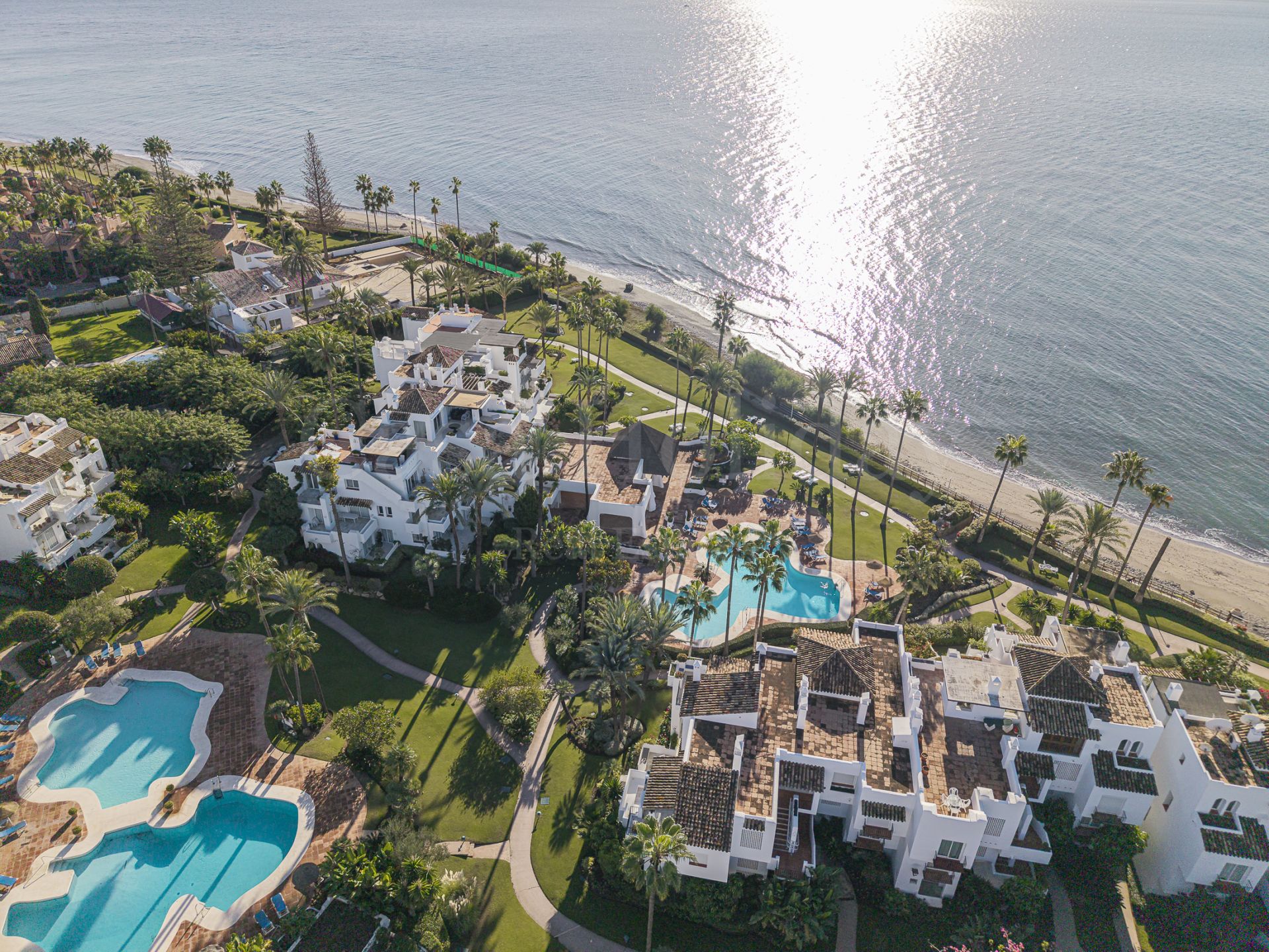 Apartamento en Alcazaba Beach, Estepona