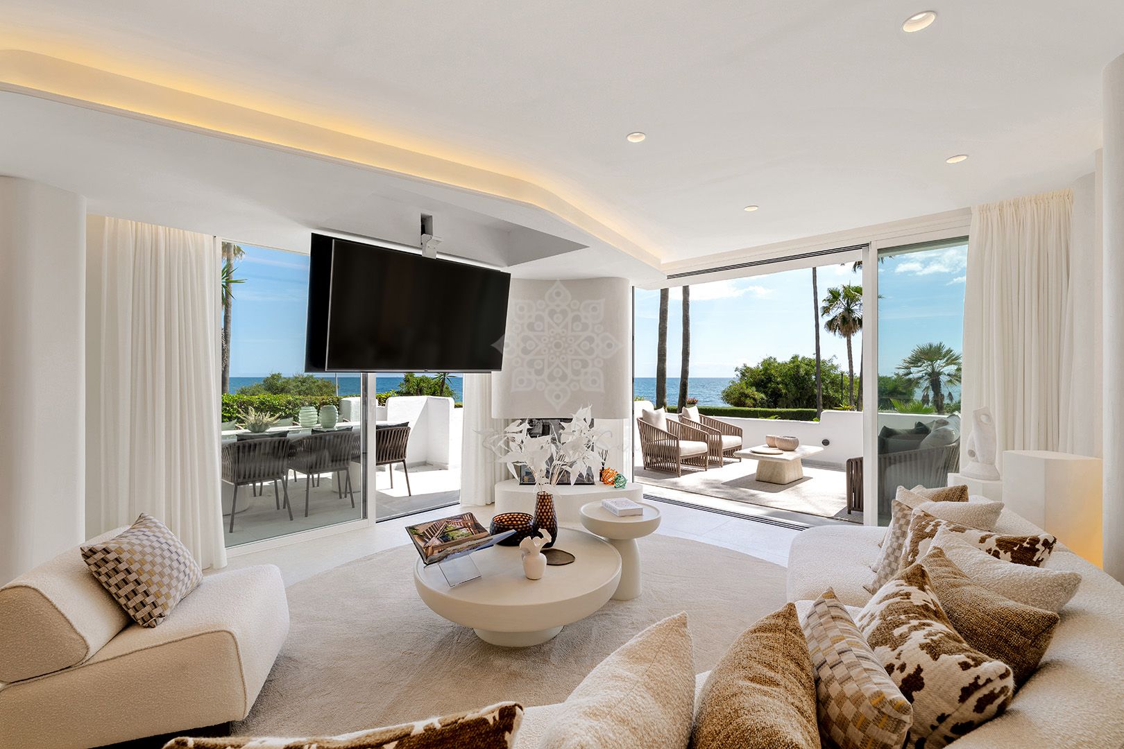 Apartment in Alcazaba Beach, Estepona