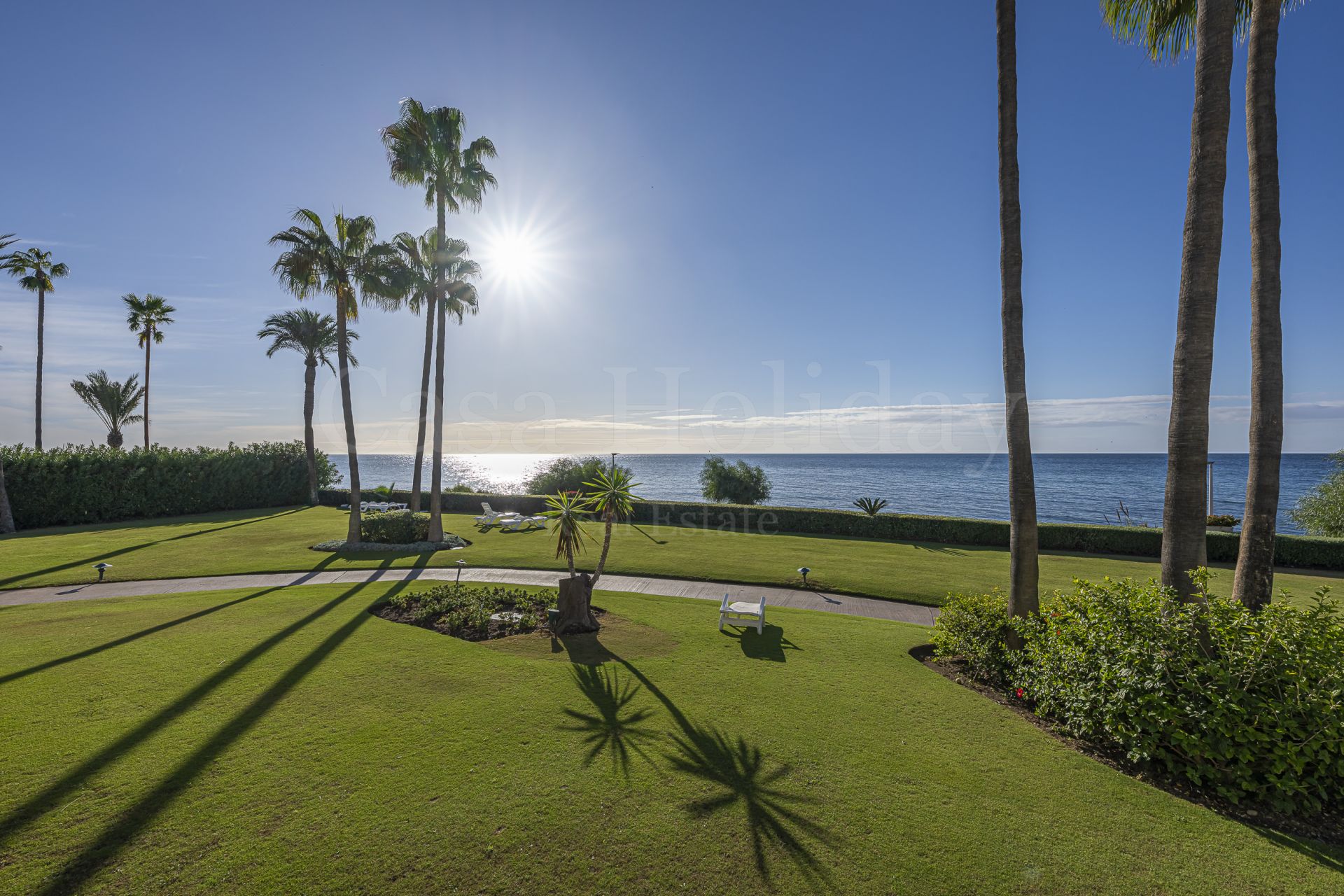 Apartamento en Alcazaba Beach, Estepona