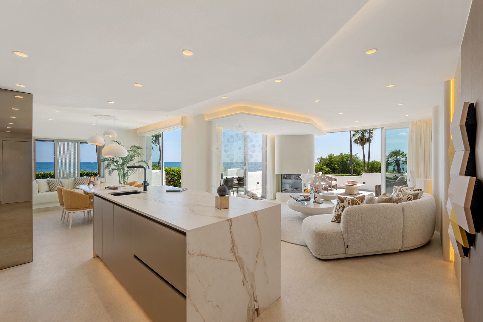 Apartment in Alcazaba Beach, Estepona