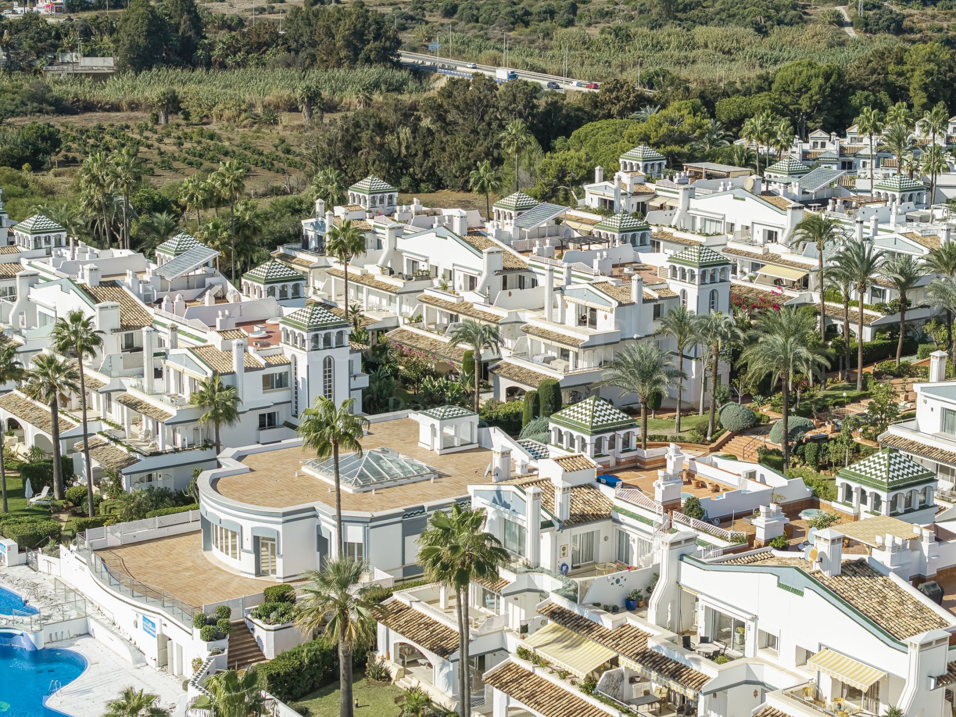 Penthouse in Dominion Beach, Estepona