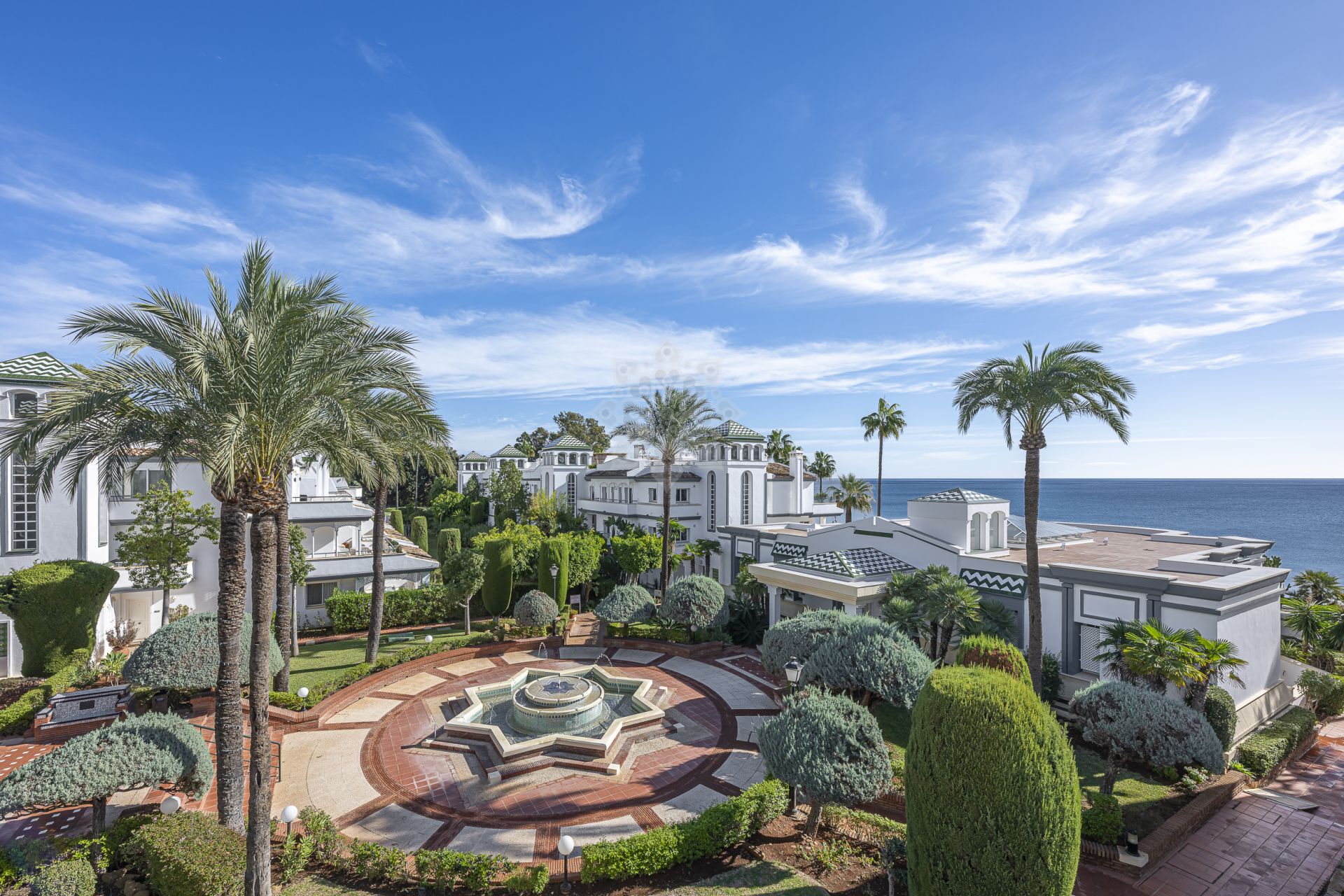 Penthouse in Dominion Beach, Estepona