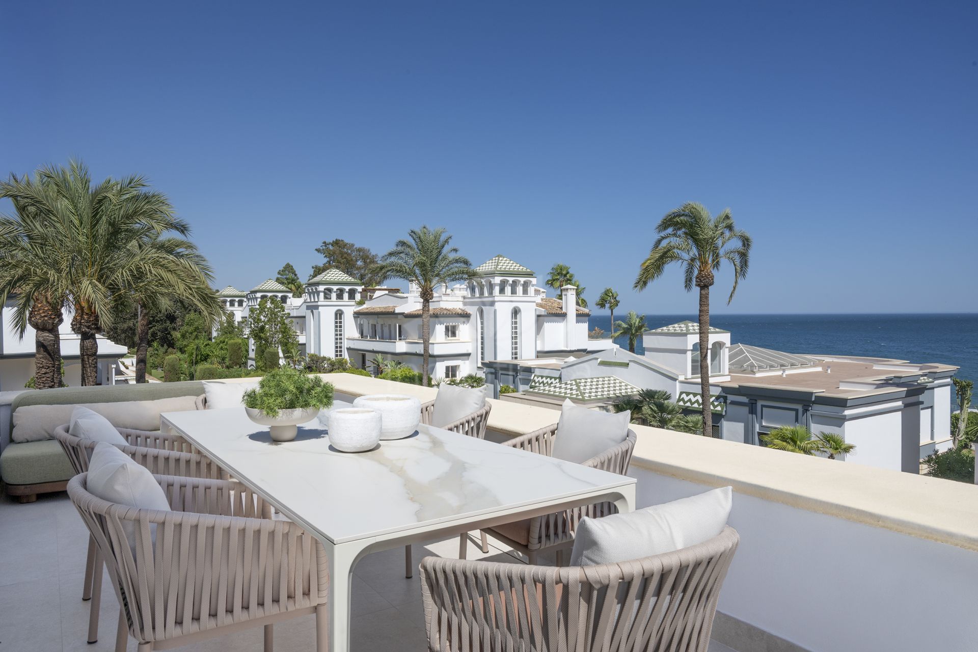 Penthouse in Dominion Beach, Estepona