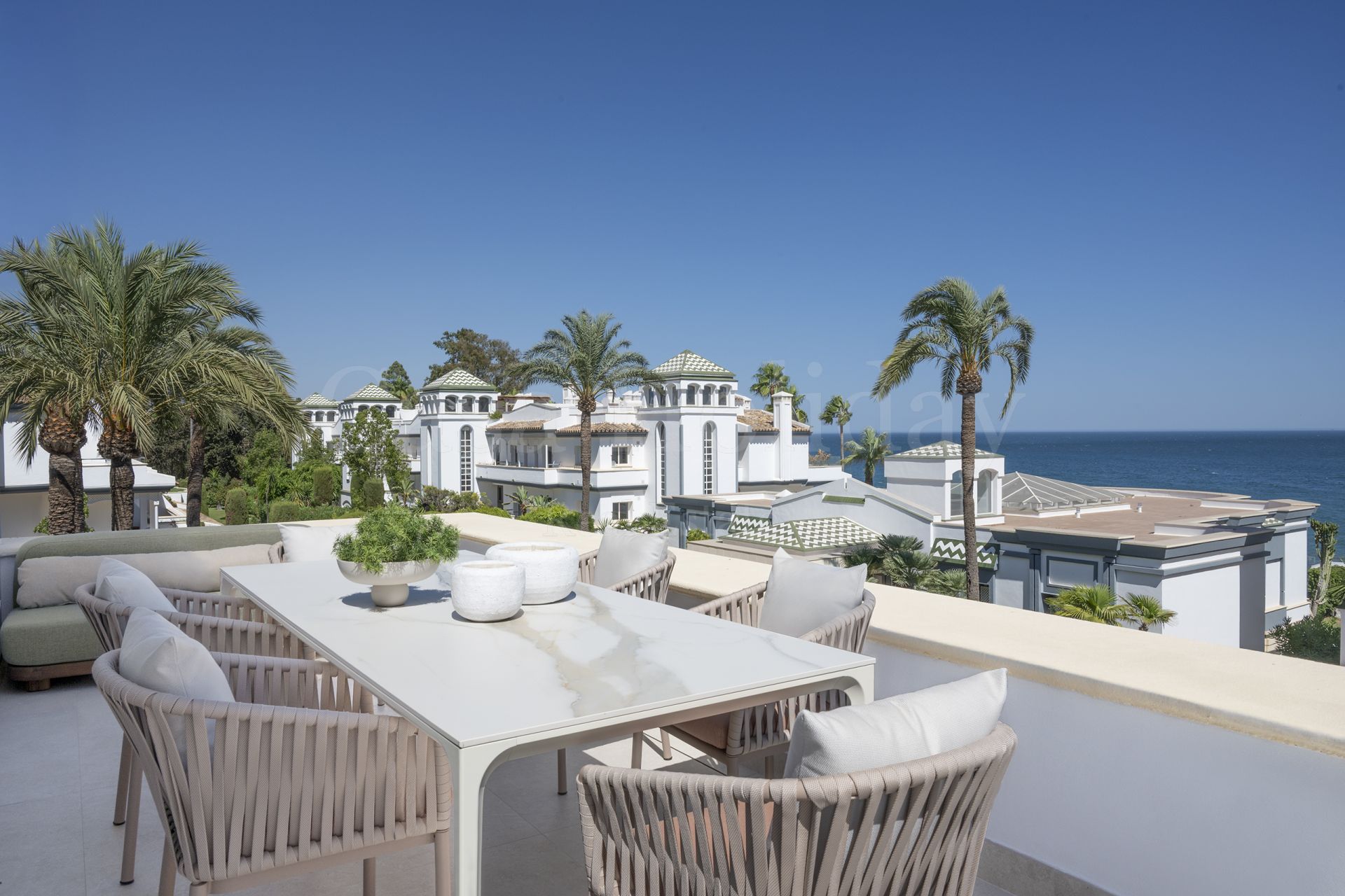 Penthouse in Dominion Beach, Estepona