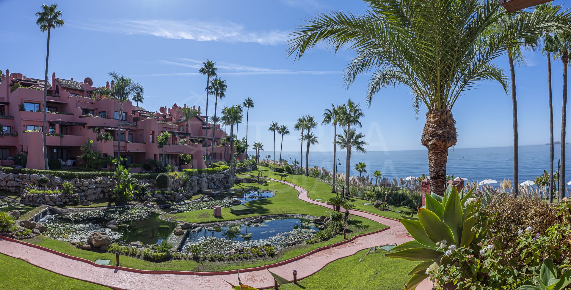 Apartment in New Golden Mile, Estepona