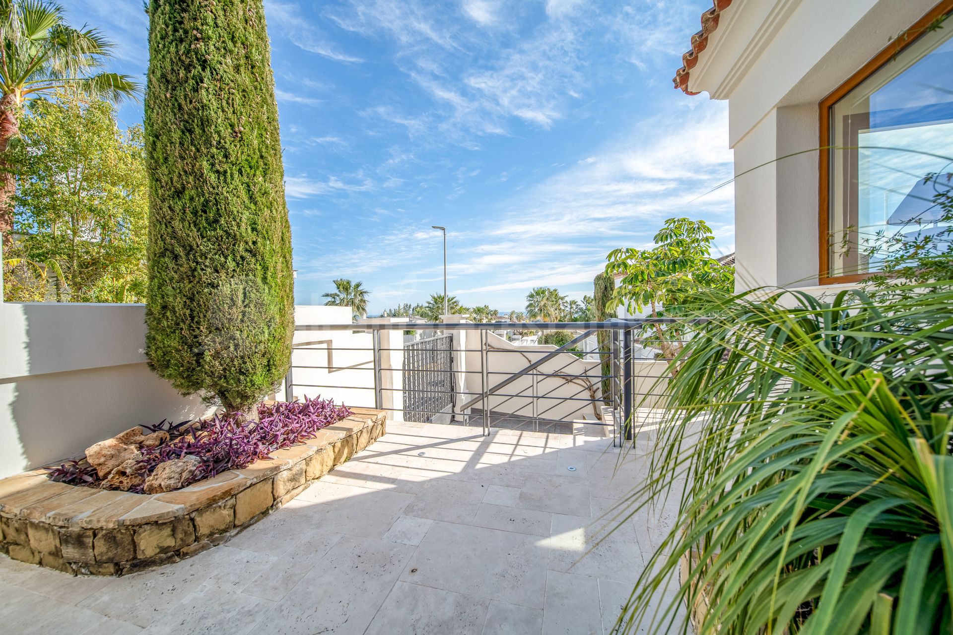 Villa in La Alqueria, Benahavis