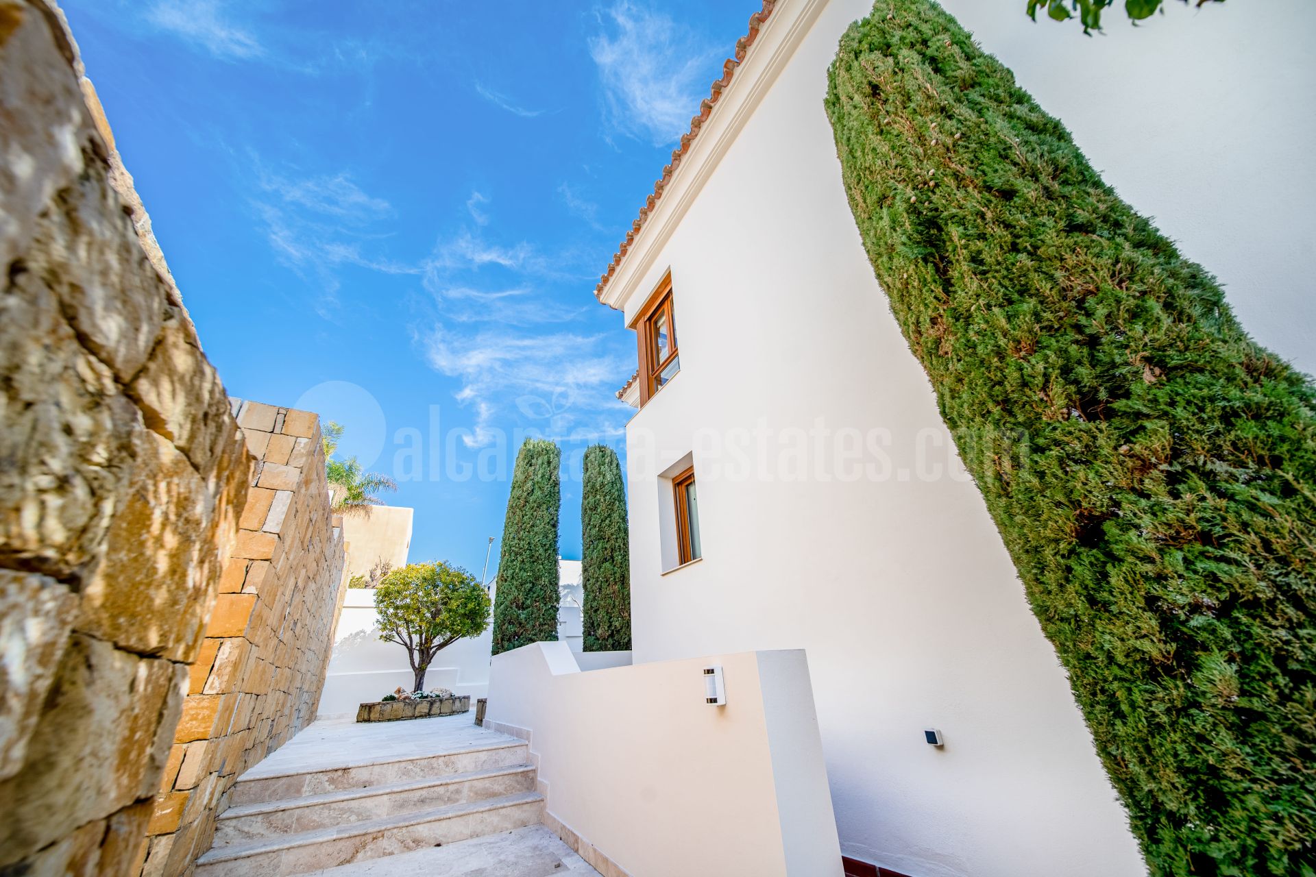 Villa in La Alqueria, Benahavis