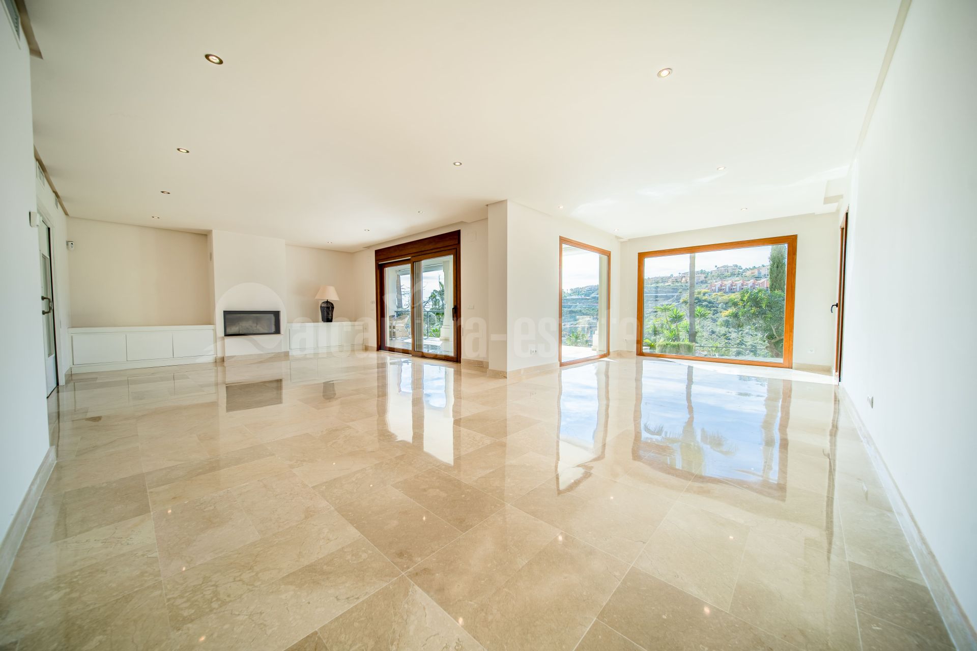 Villa in La Alqueria, Benahavis