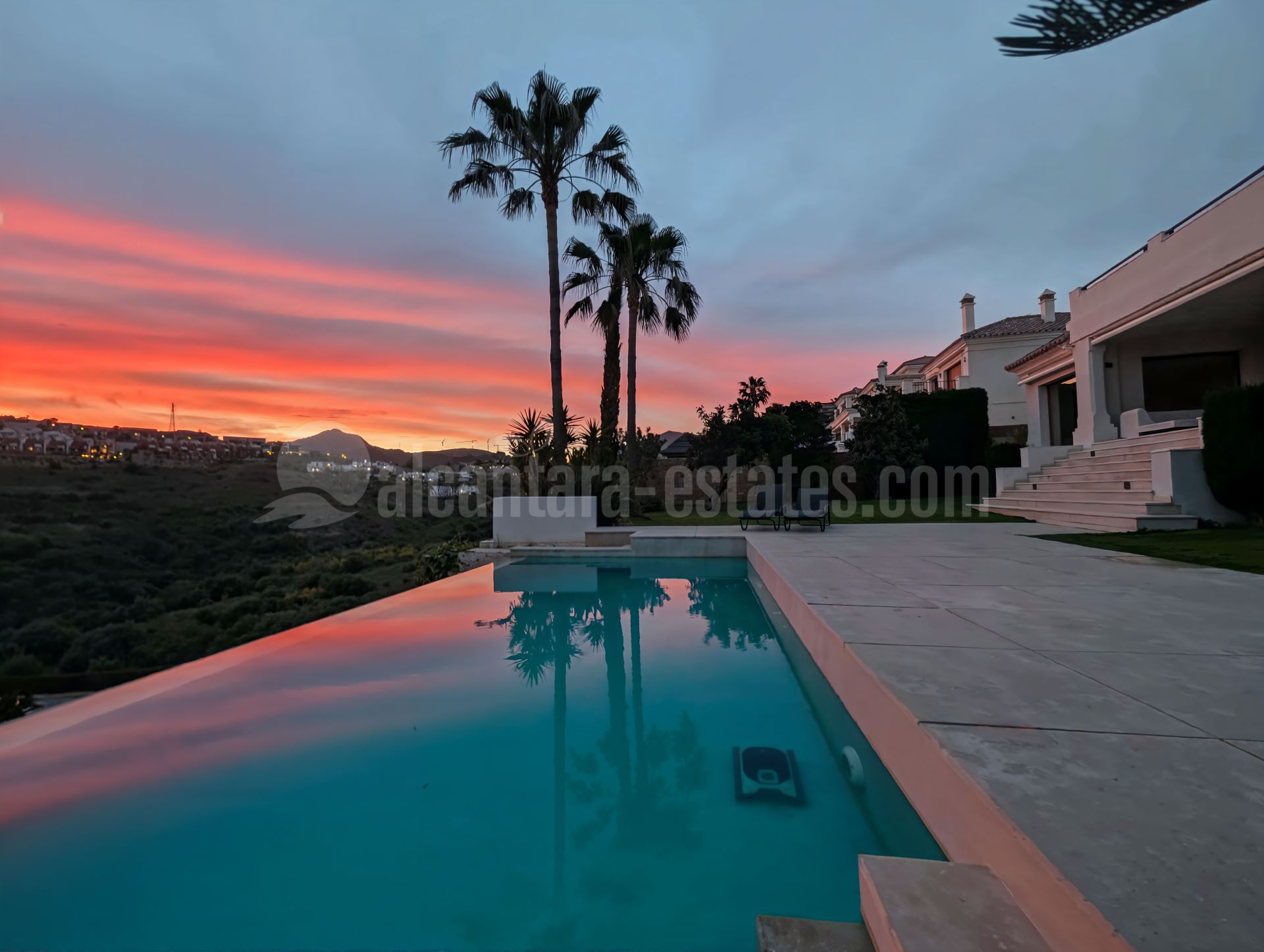 Villa in La Alqueria, Benahavis