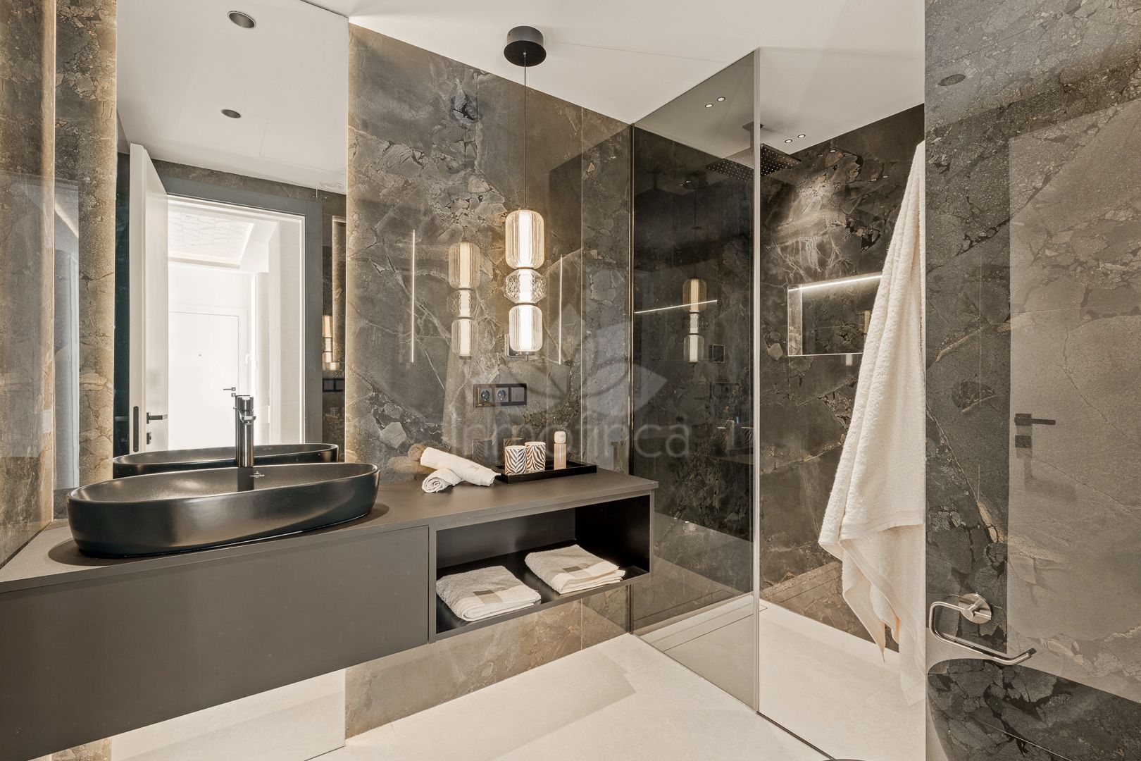 Apartamento en Bahía del Velerín, Estepona