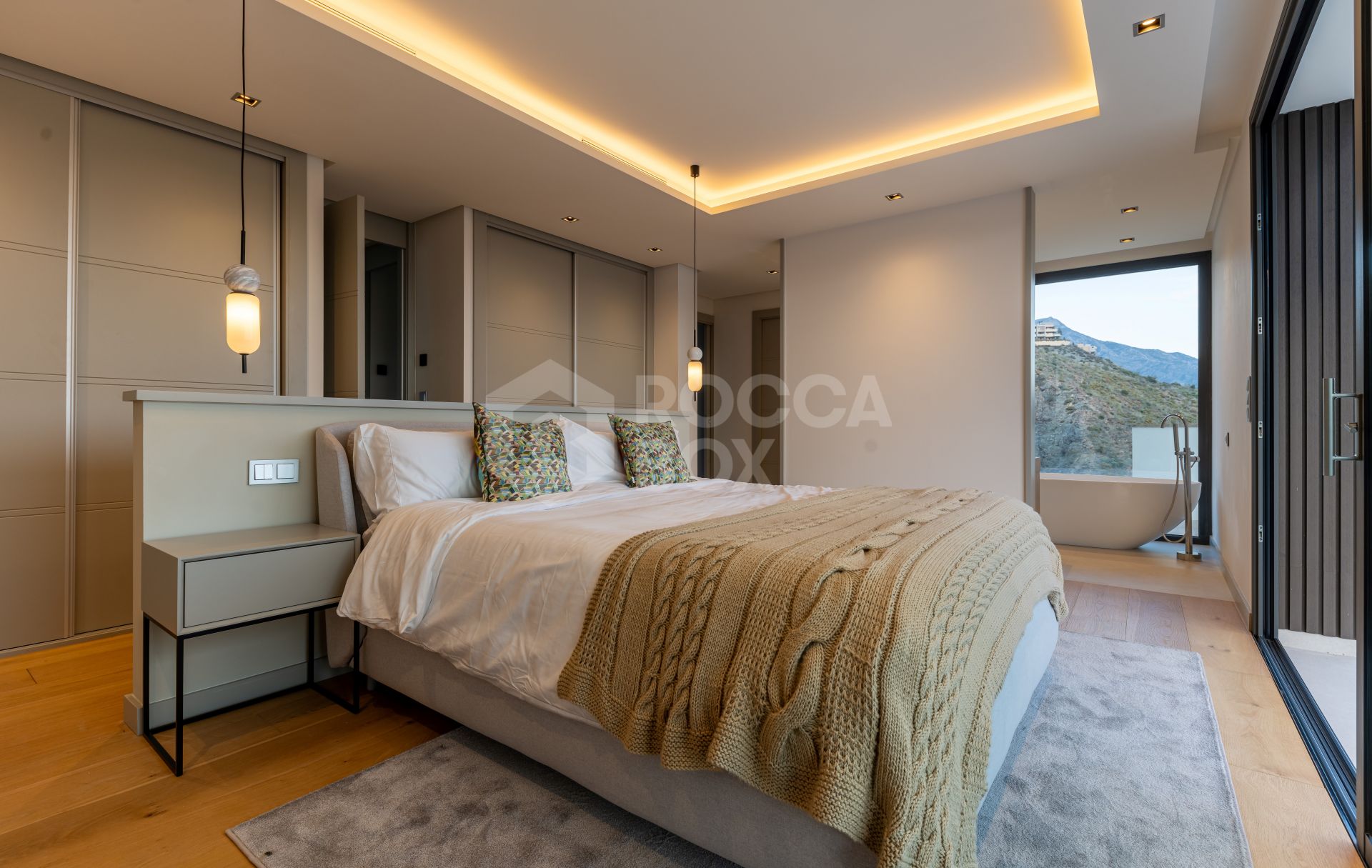 Luxury Villa with Sea Views in La Quinta Gated Community