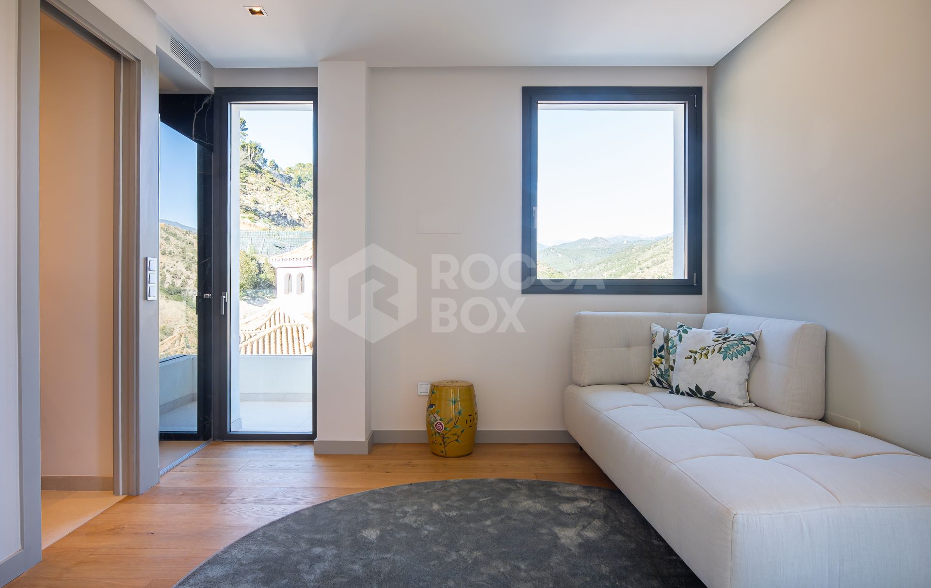 Luxury Villa with Sea Views in La Quinta Gated Community