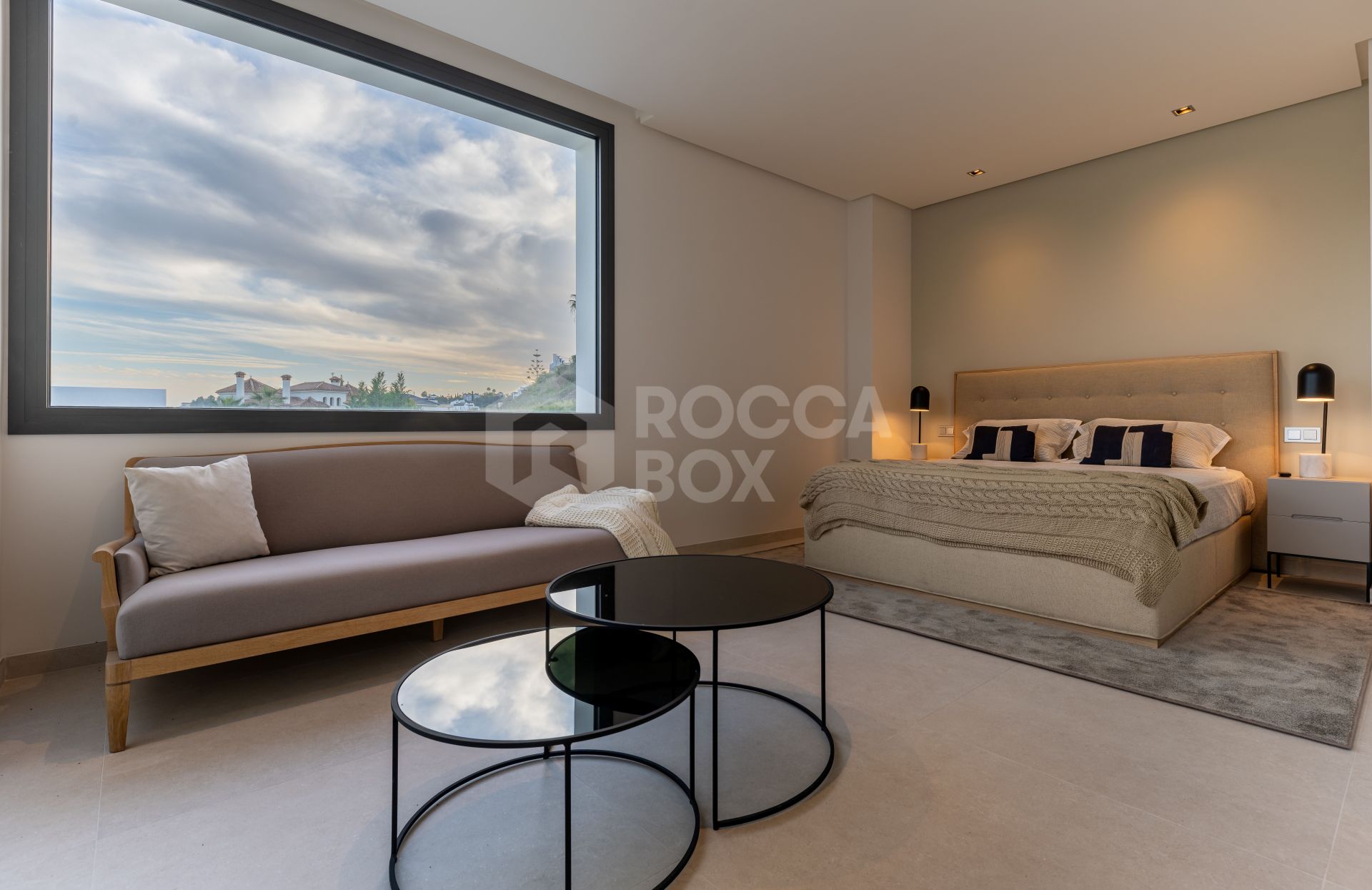 Luxury Villa with Sea Views in La Quinta Gated Community