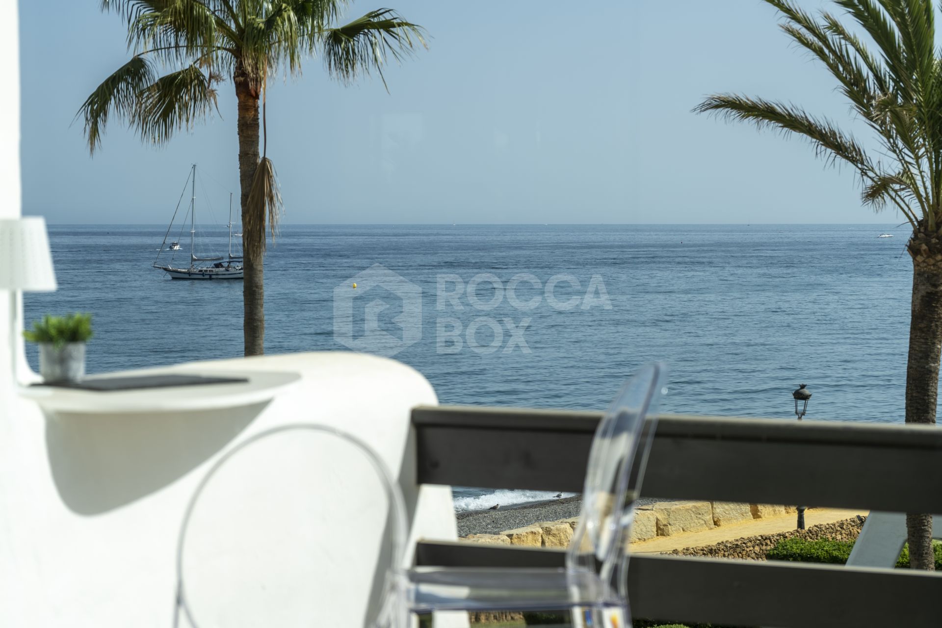 Beachfront Townhouse with Sea views, Marbella Golden Mile