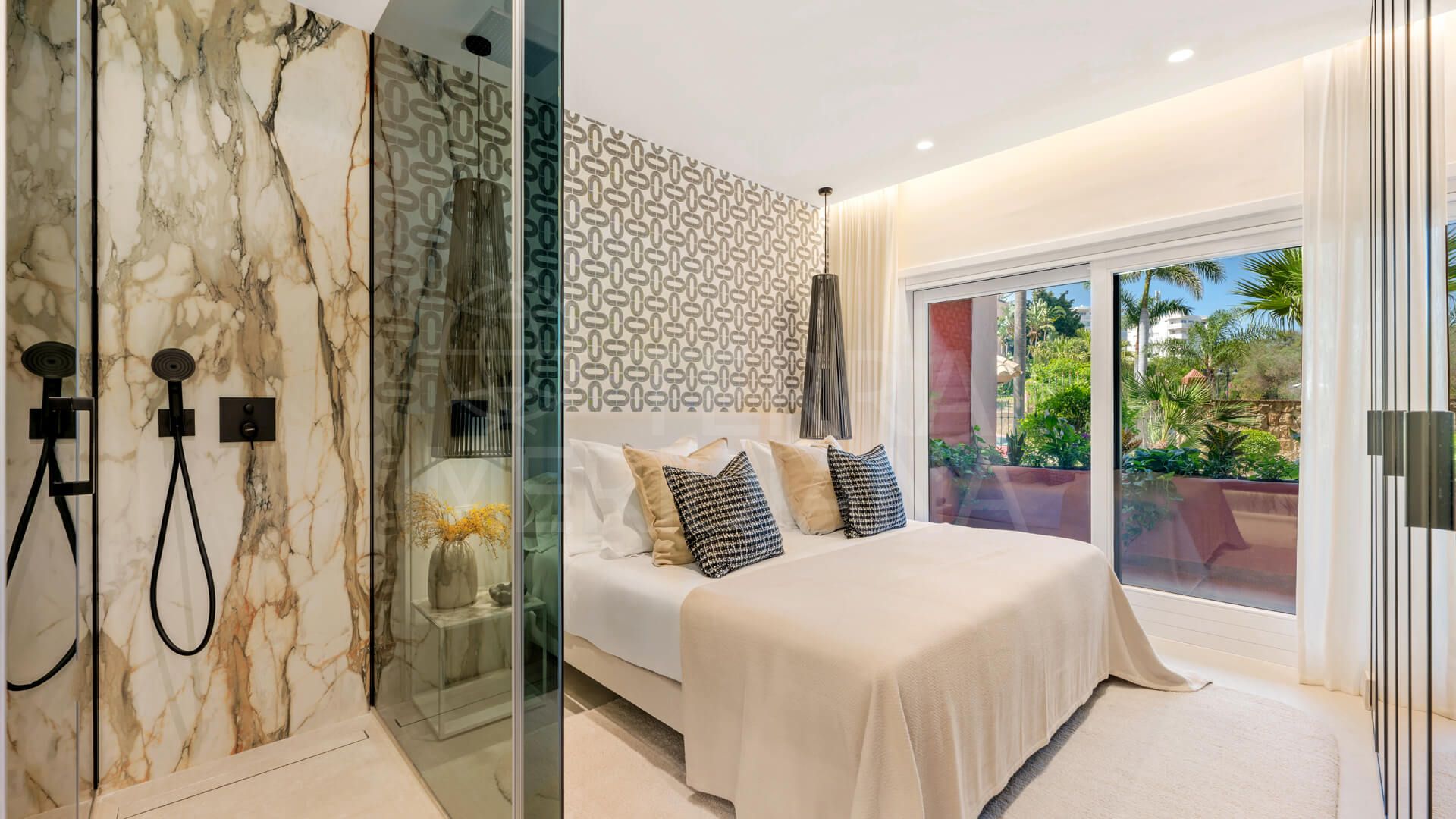 Apartment in Torre Bermeja, Estepona