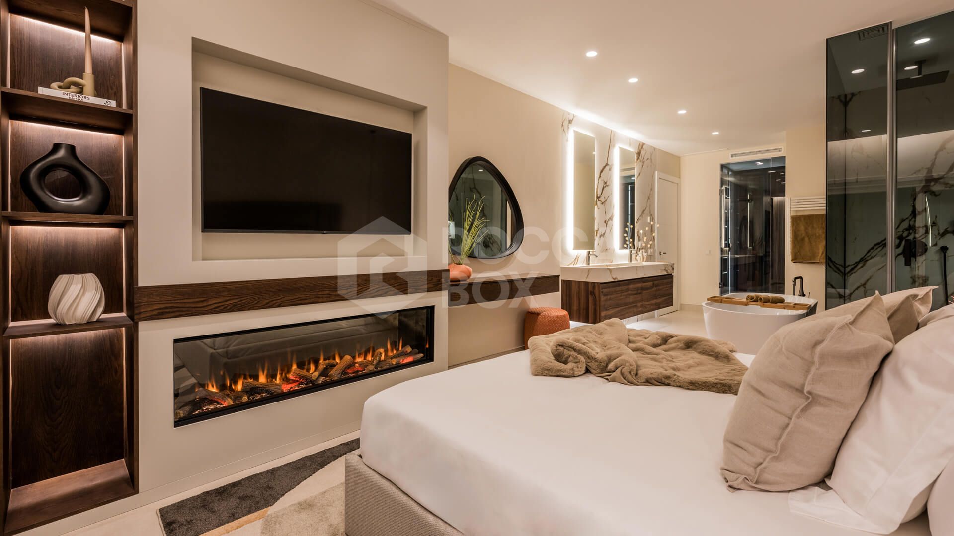 Frontline Beach Fully Renovated Ground Floor Apartment New Golden Mile