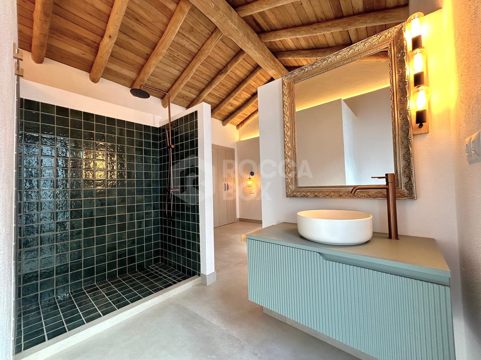 Stunning renovated village house in the heart of Estepona´s Old Town