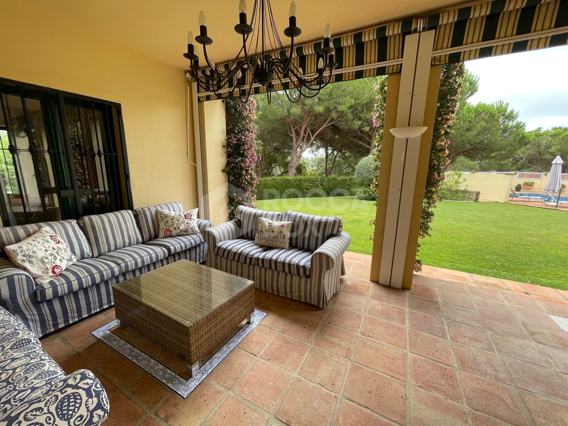 Beautiful detached villa, with many traditional Spanish features located in the prestigious development of Sotogrande.