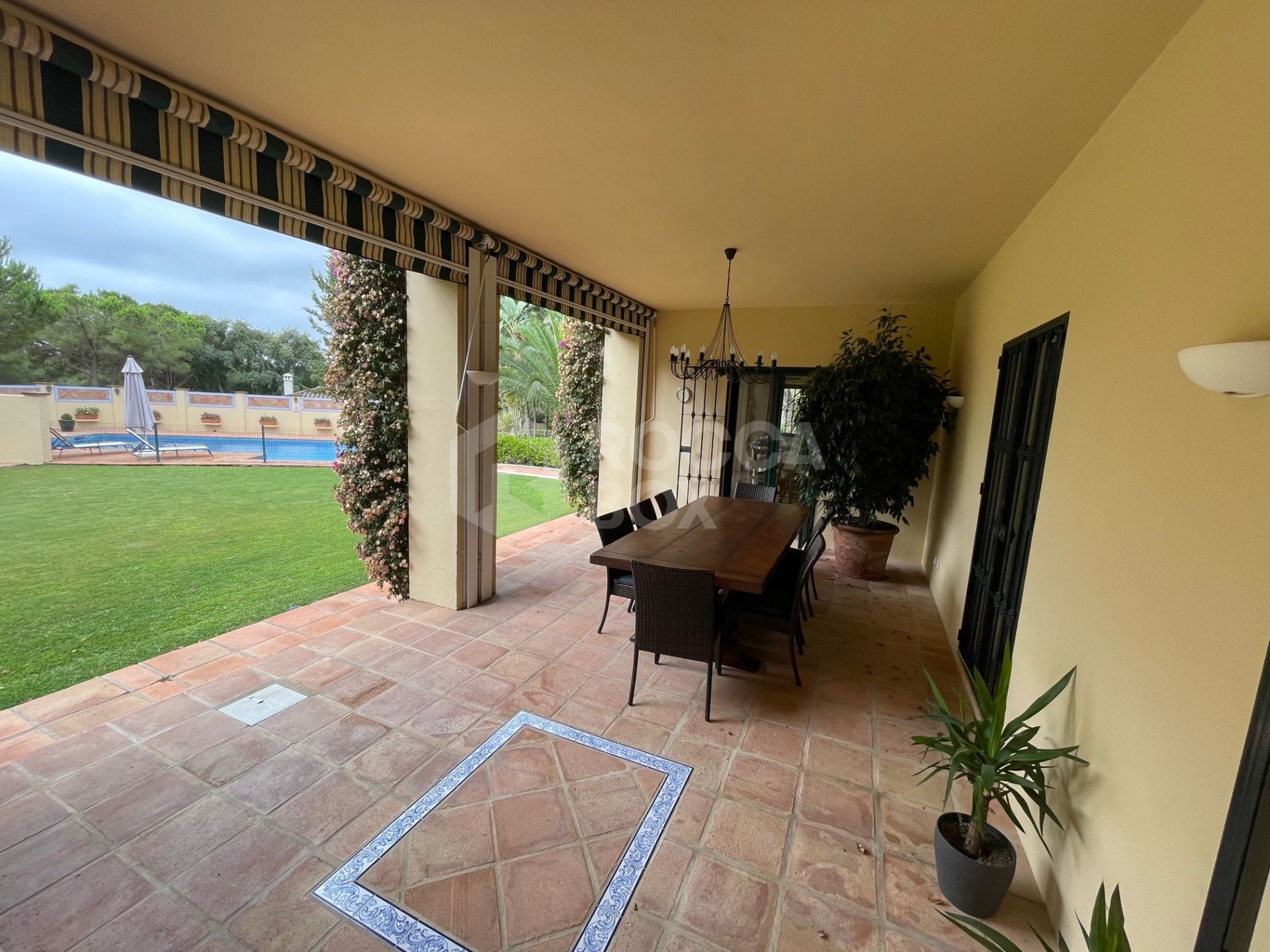 Beautiful detached villa, with many traditional Spanish features located in the prestigious development of Sotogrande.