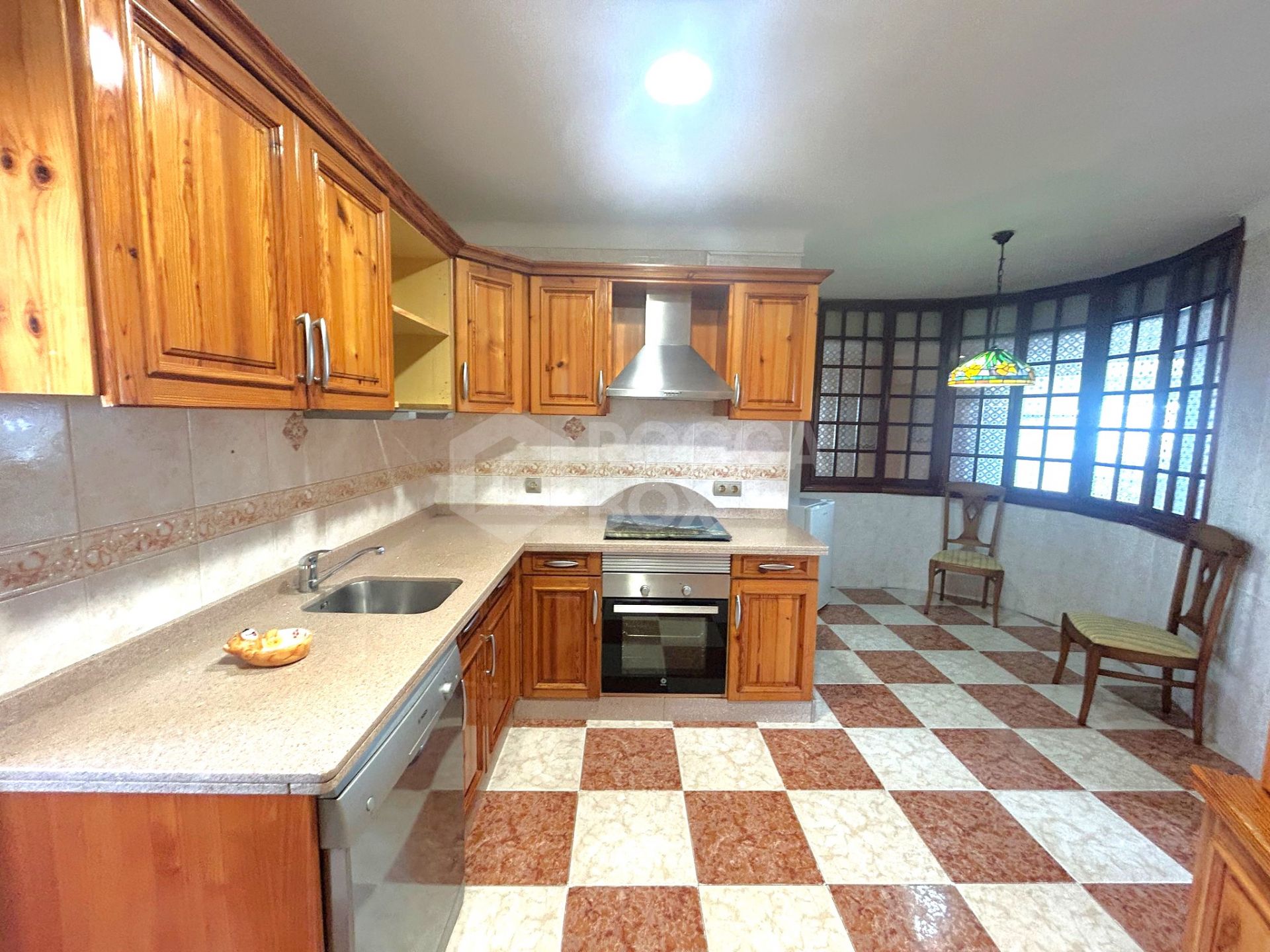 Apartment for sale in Estepona Centre, Estepona Town