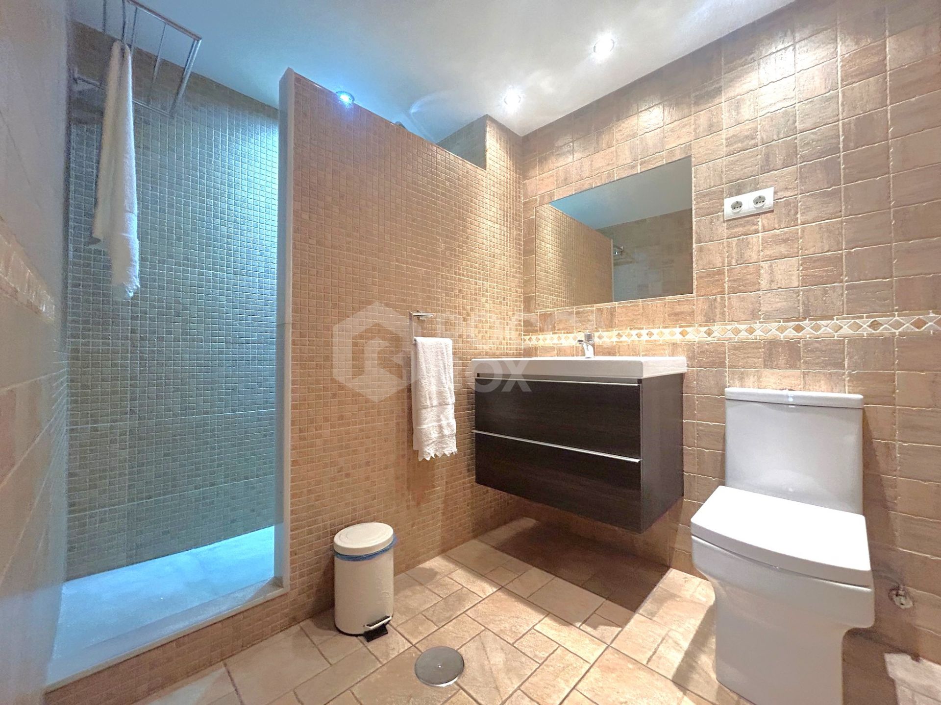 Apartment for sale in Estepona Centre, Estepona Town