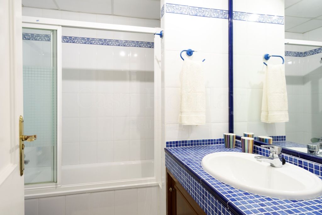 Penthouse in New Golden Mile, Estepona