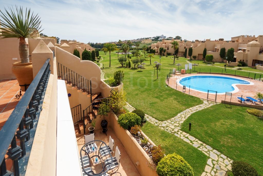 Penthouse in New Golden Mile, Estepona