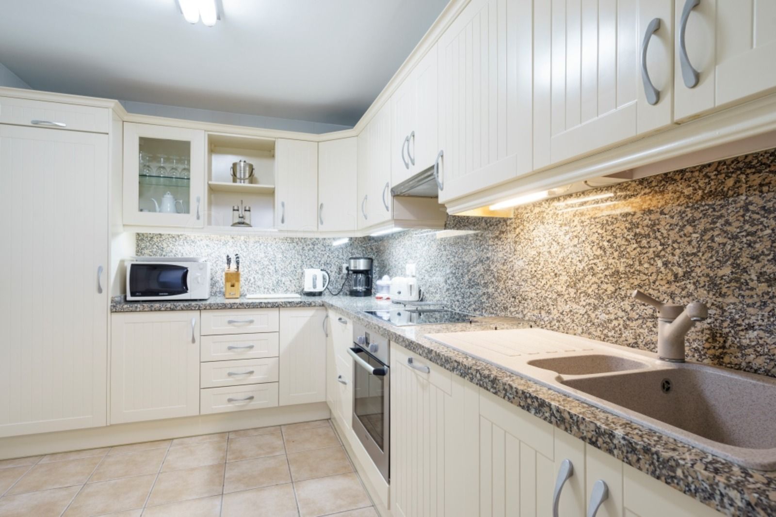 Penthouse in New Golden Mile, Estepona