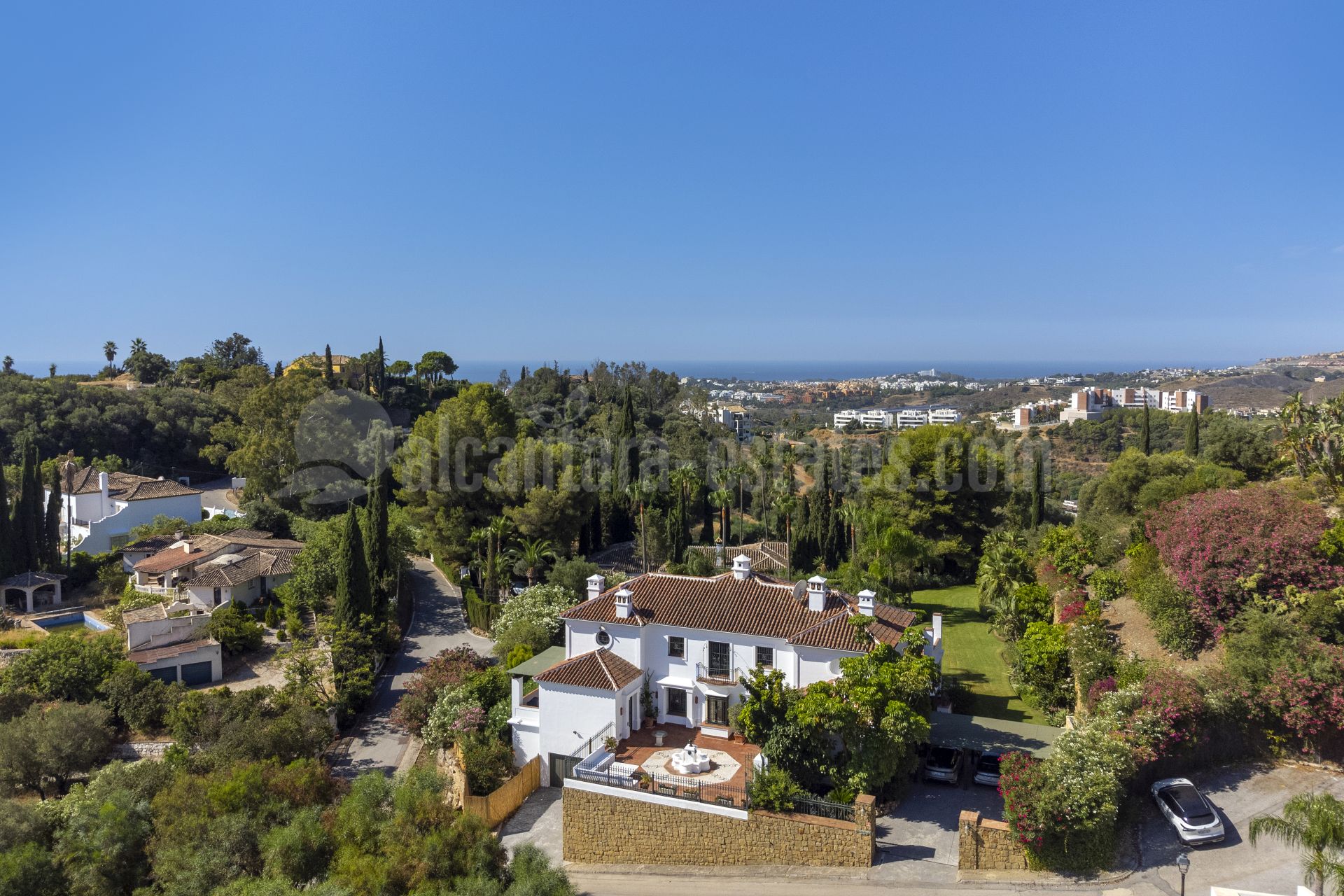 Villa in Puerto del Almendro, Benahavis