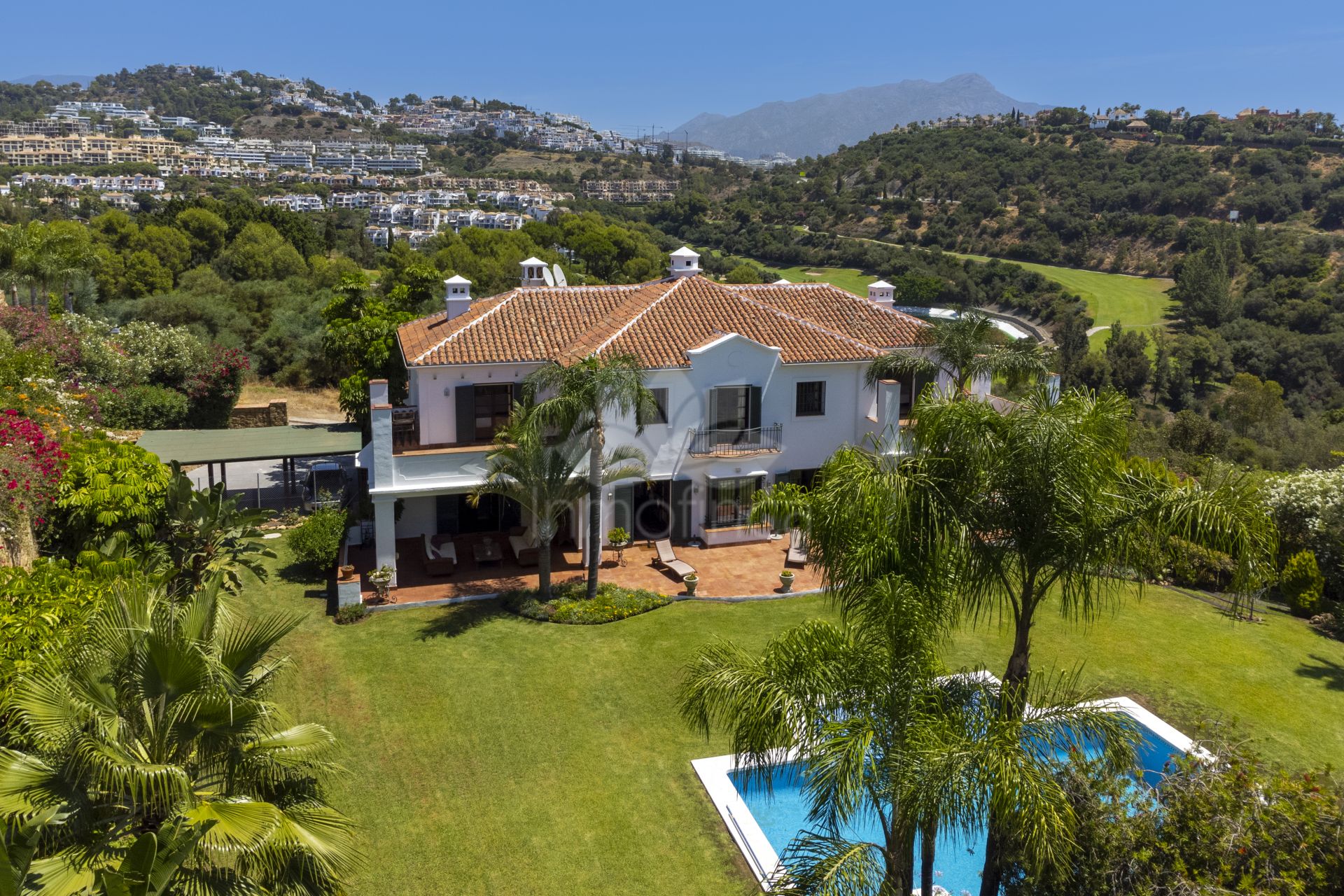 Villa in Puerto del Almendro, Benahavis