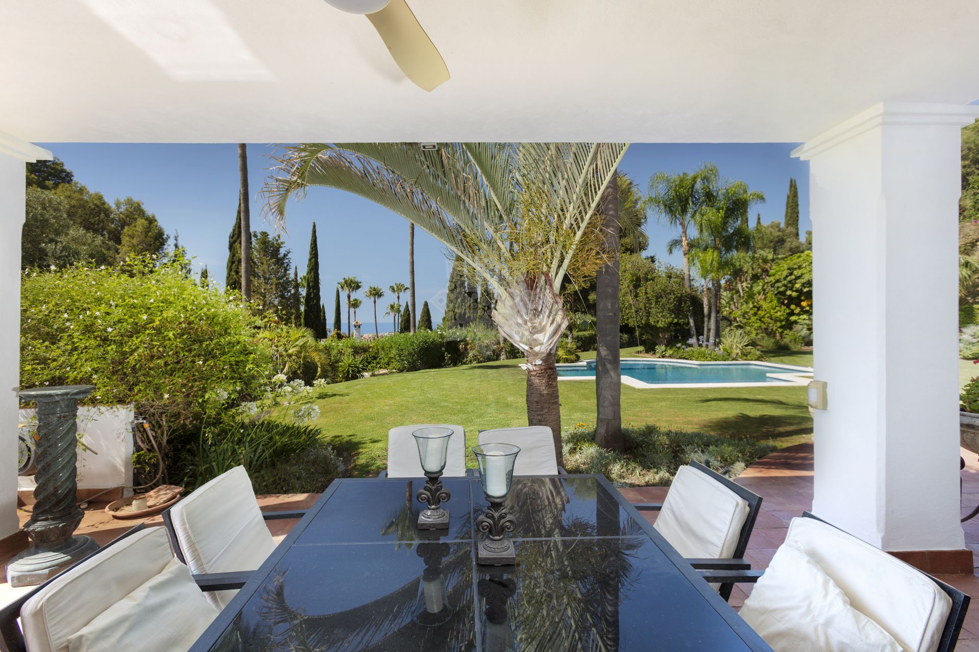 Villa in Puerto del Almendro, Benahavis