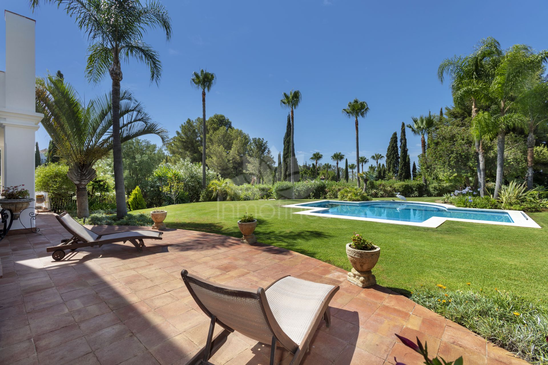 Villa in Puerto del Almendro, Benahavis