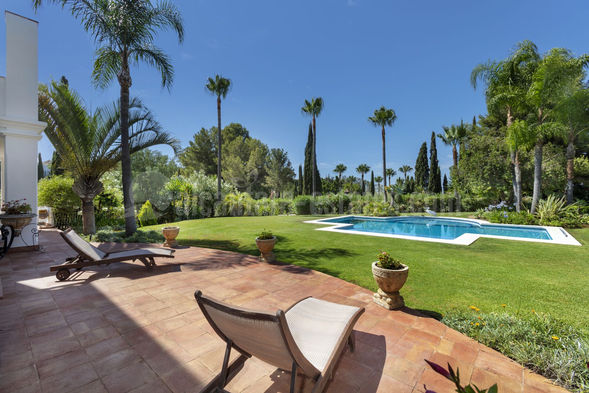 Villa in Puerto del Almendro, Benahavis