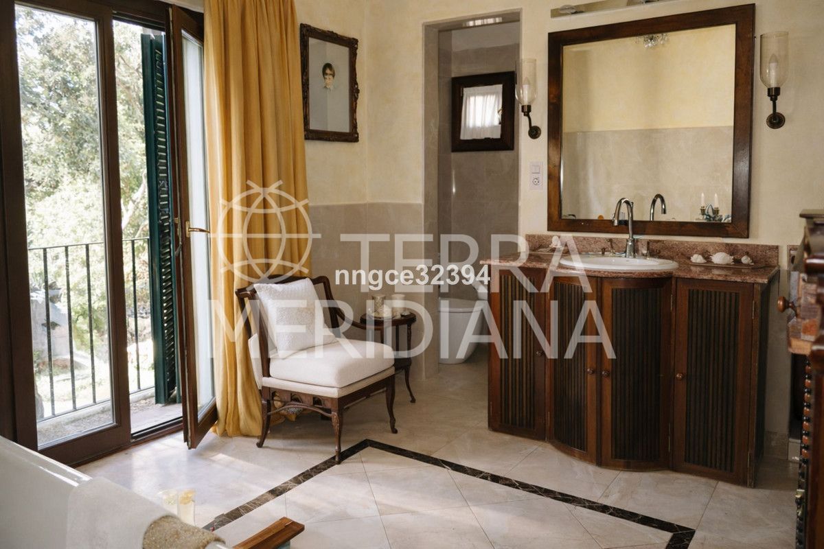 Villa in Sotogrande Costa, Sotogrande