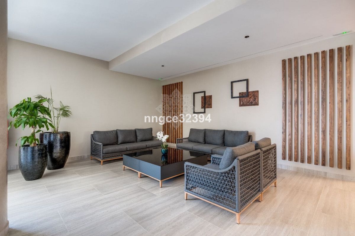 Apartment in Nueva Andalucia, Marbella