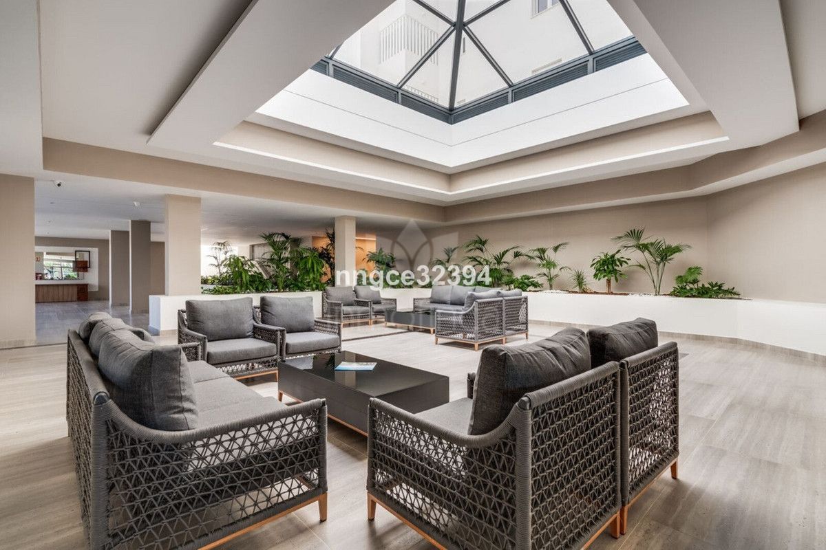 Apartamento en Nueva Andalucia, Marbella