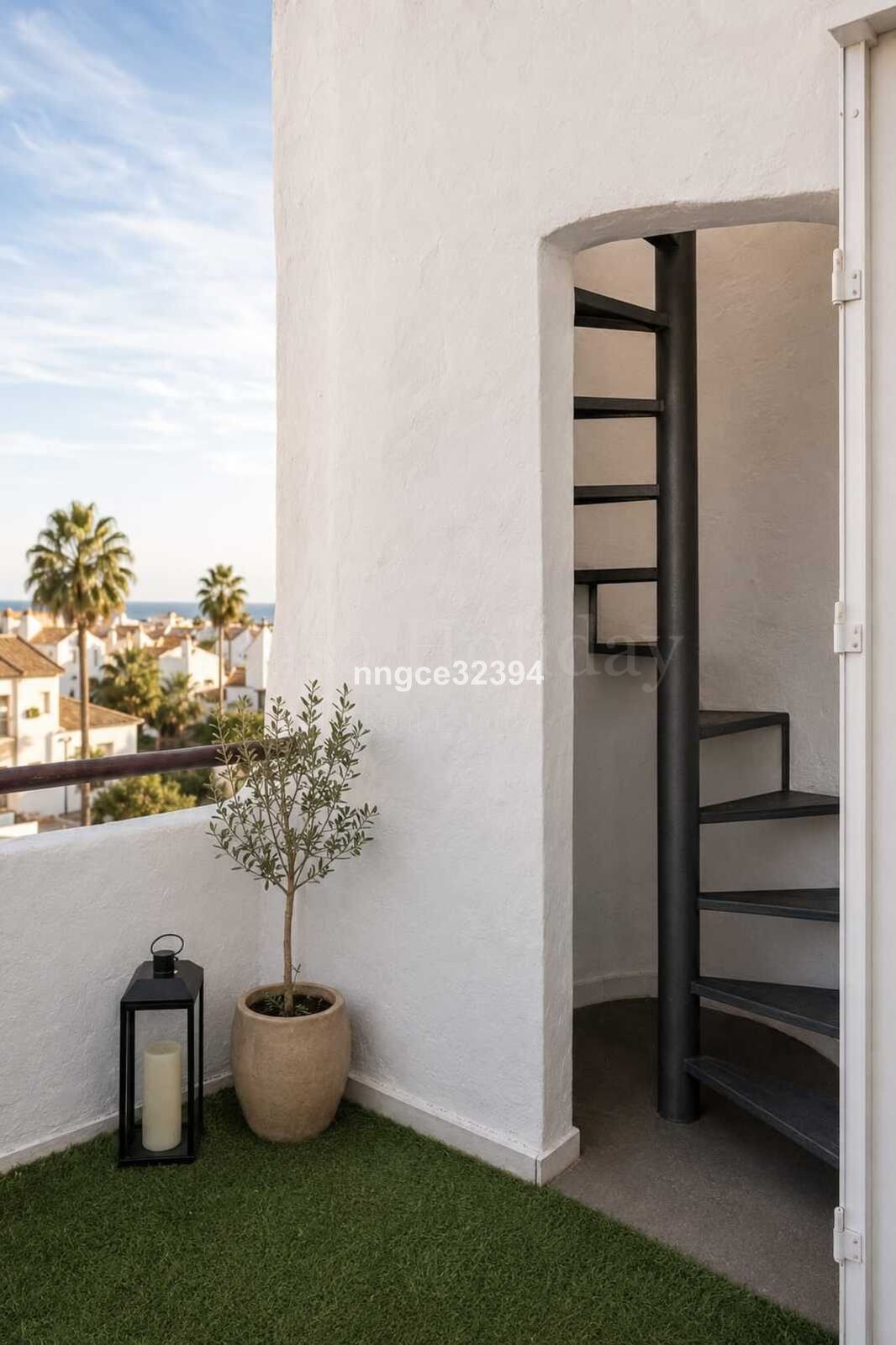 Atico Duplex en New Golden Mile, Estepona