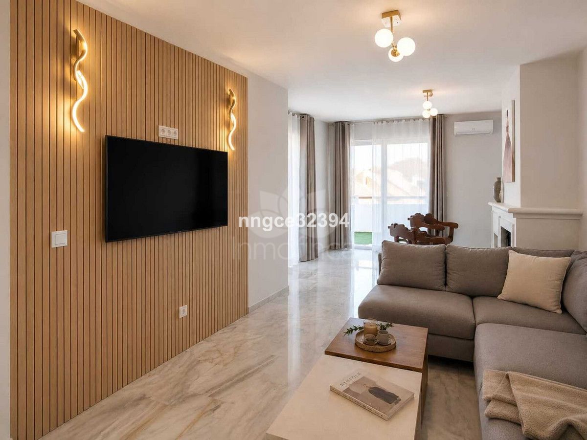 Duplex Penthouse in New Golden Mile, Estepona