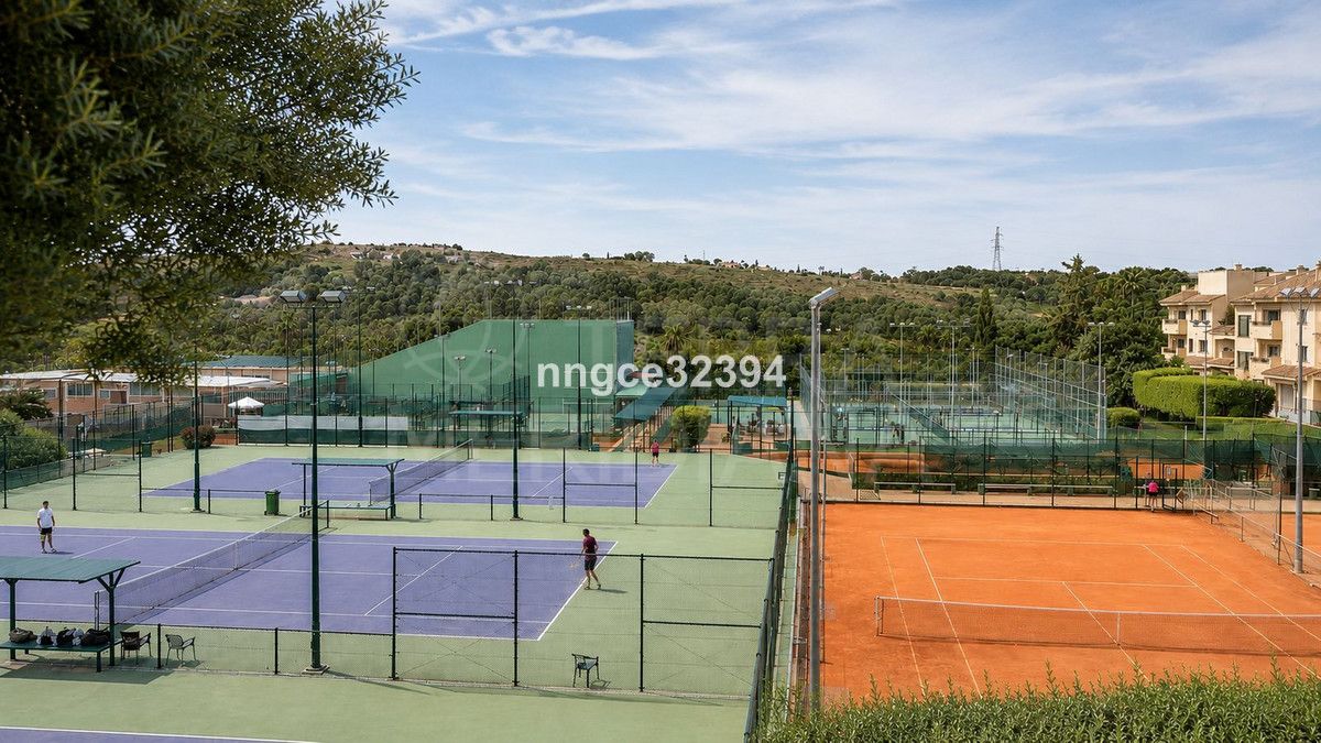 Duplex Penthouse in New Golden Mile, Estepona