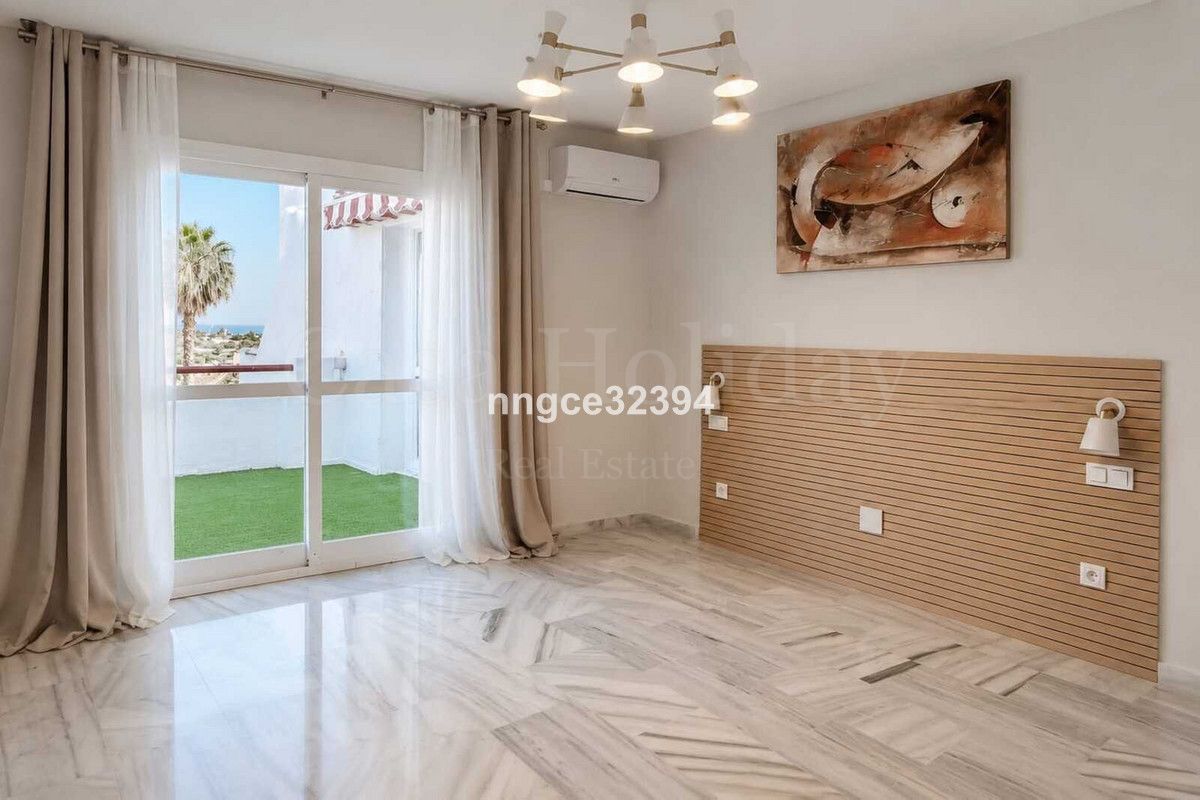 Atico Duplex en New Golden Mile, Estepona