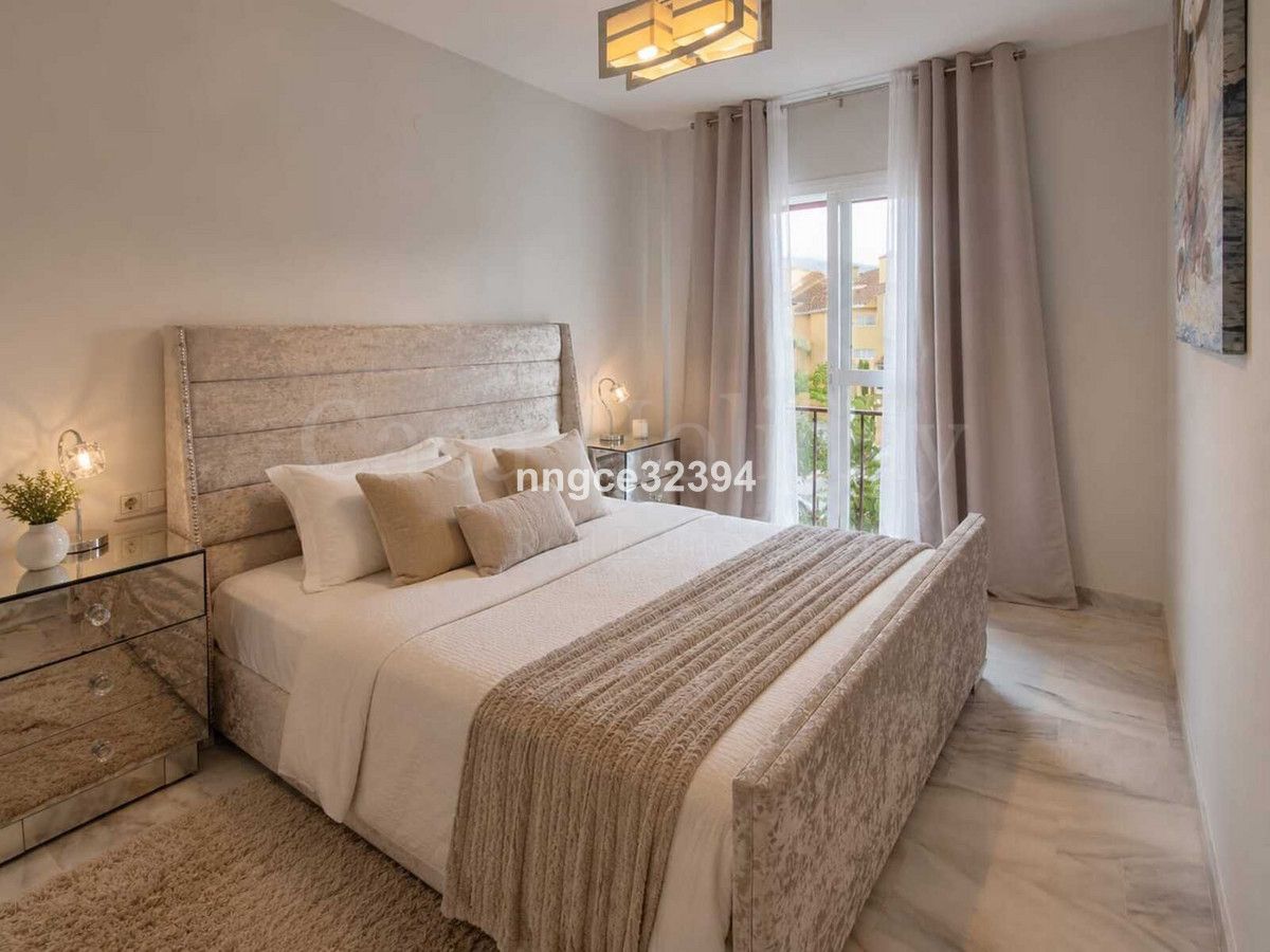 Atico Duplex en New Golden Mile, Estepona