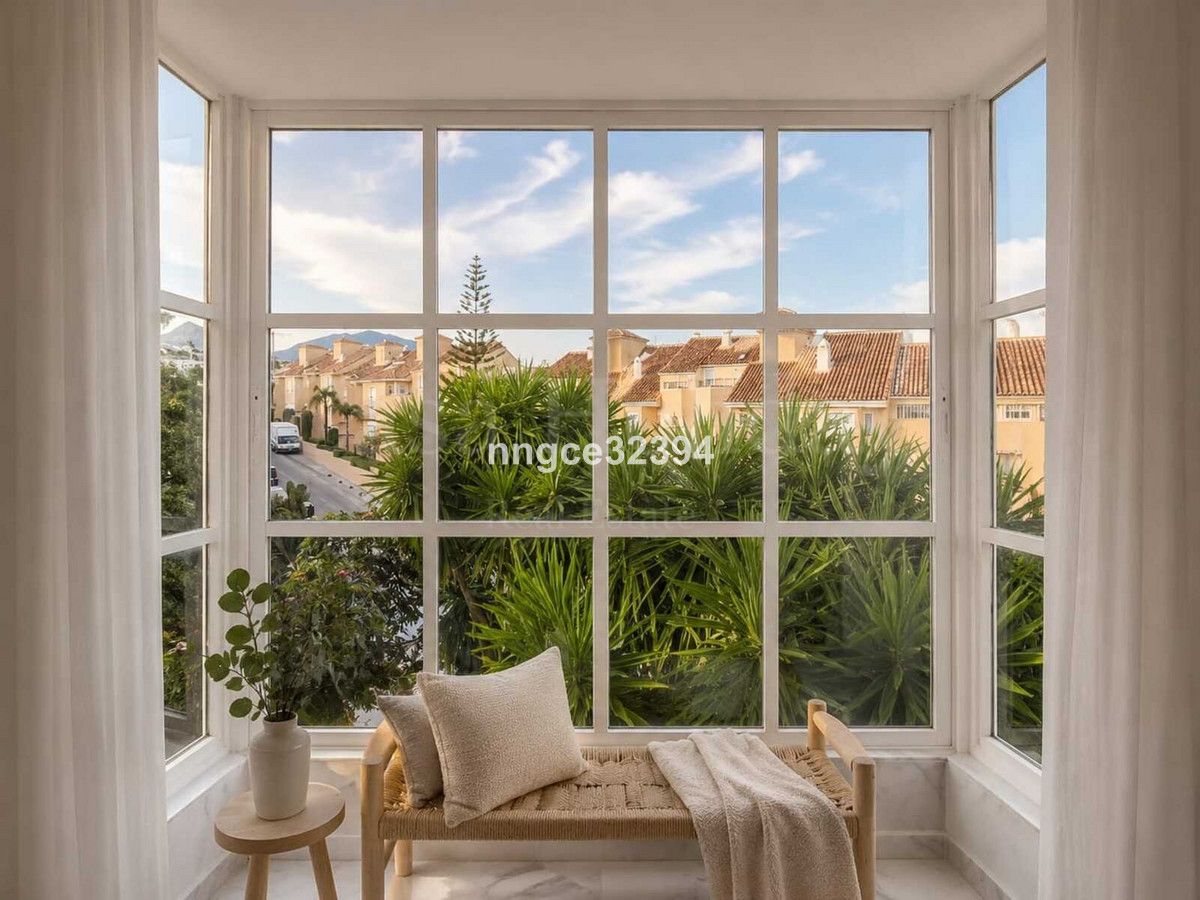 Atico Duplex en New Golden Mile, Estepona