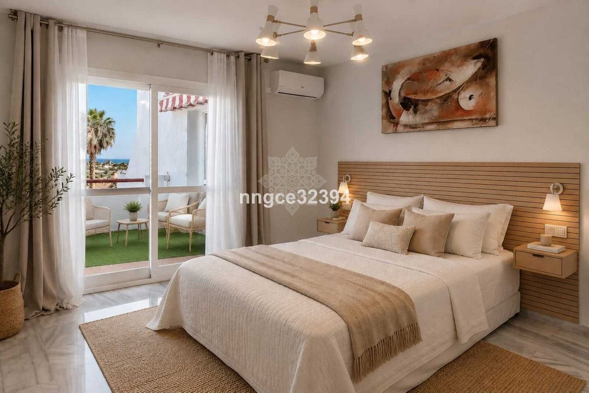 Duplex Penthouse in New Golden Mile, Estepona