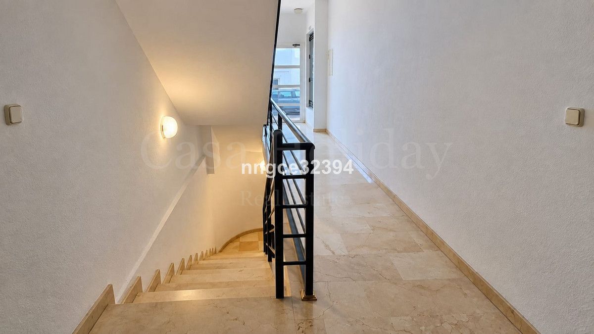 Ground Floor Apartment in Benahavis