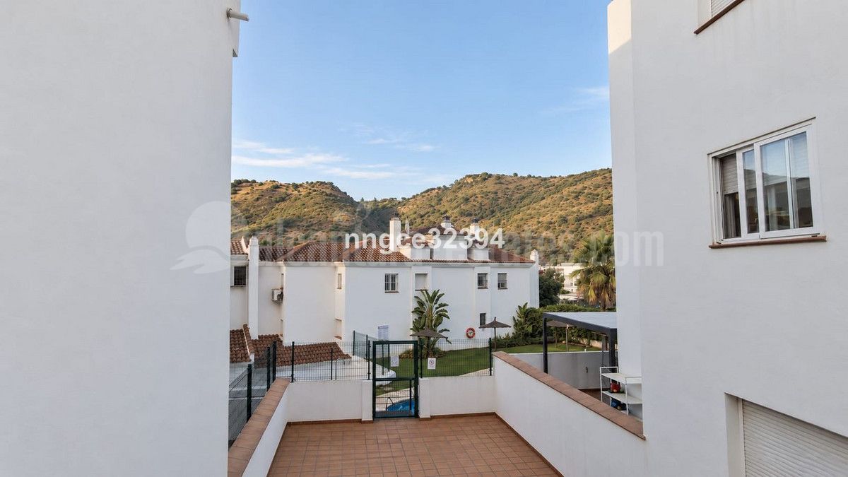 Ground Floor Apartment in Benahavis