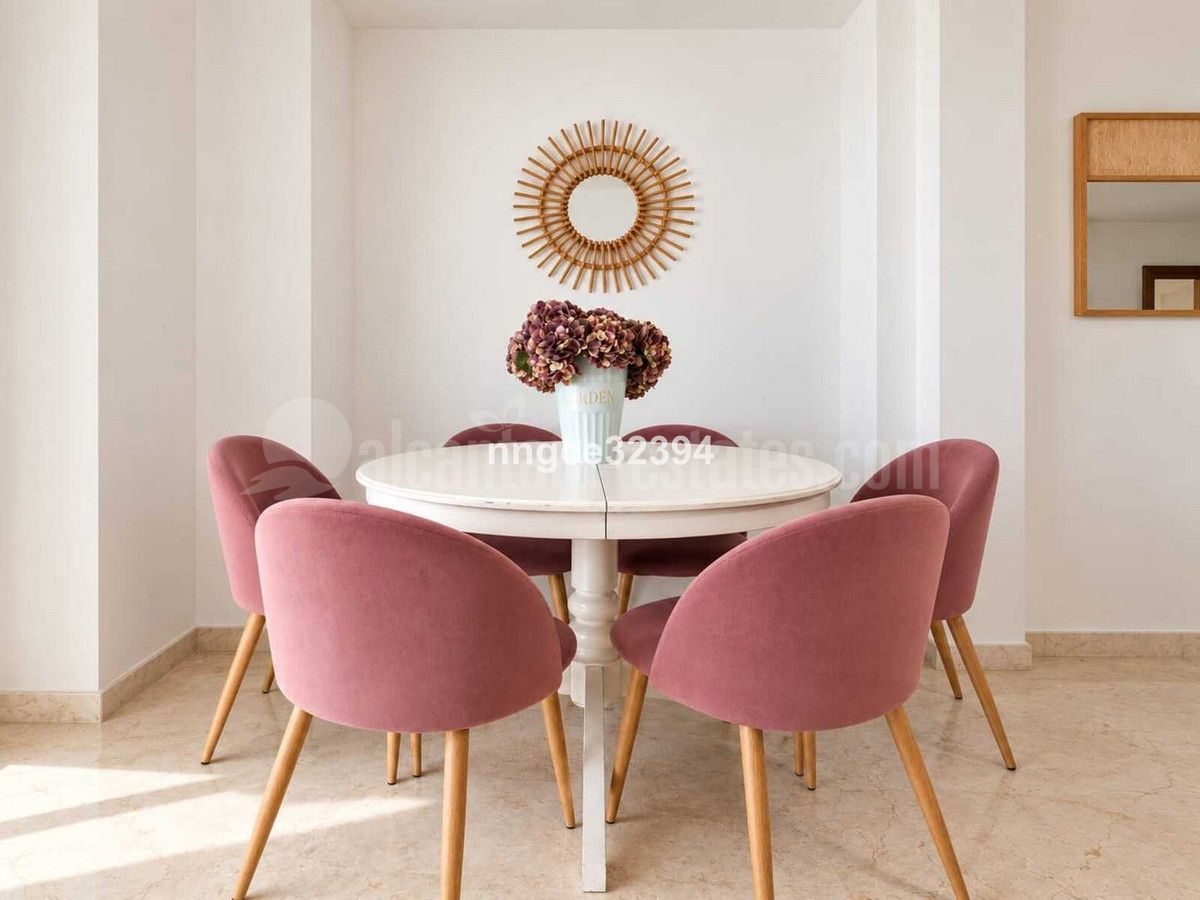 Ground Floor Apartment in Benahavis