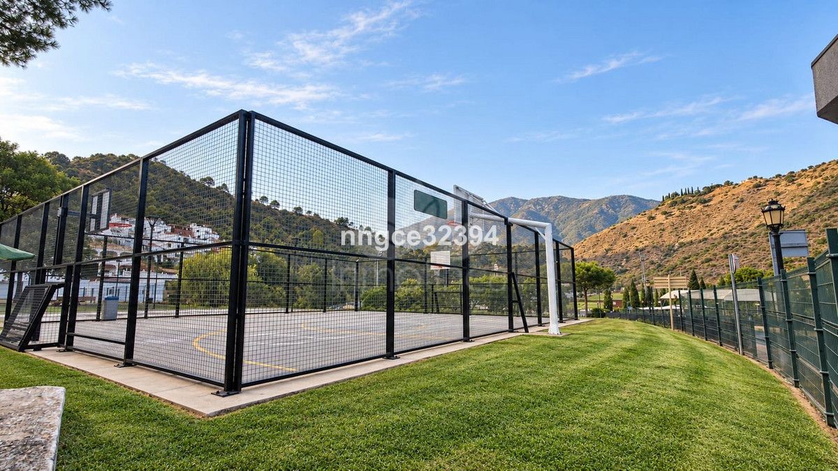Apartamento Planta Baja en Benahavis