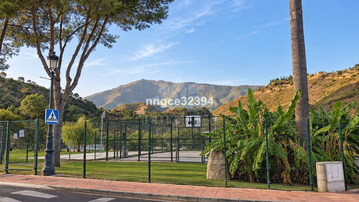 Apartamento Planta Baja en Benahavis