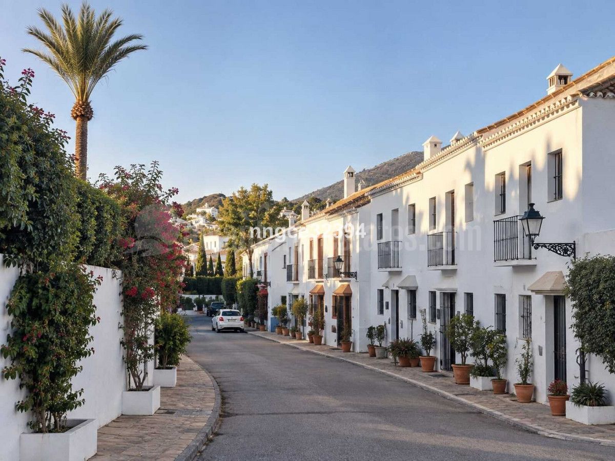 Town House in Nueva Andalucia, Marbella
